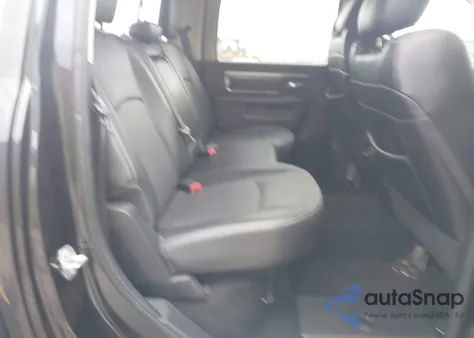 2015 Ram 1500 Sport из США, поврежденный, VIN 1C6RR6MT9FS613551